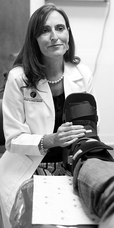 Dr.Wilvang-B&W_HBfeet.com